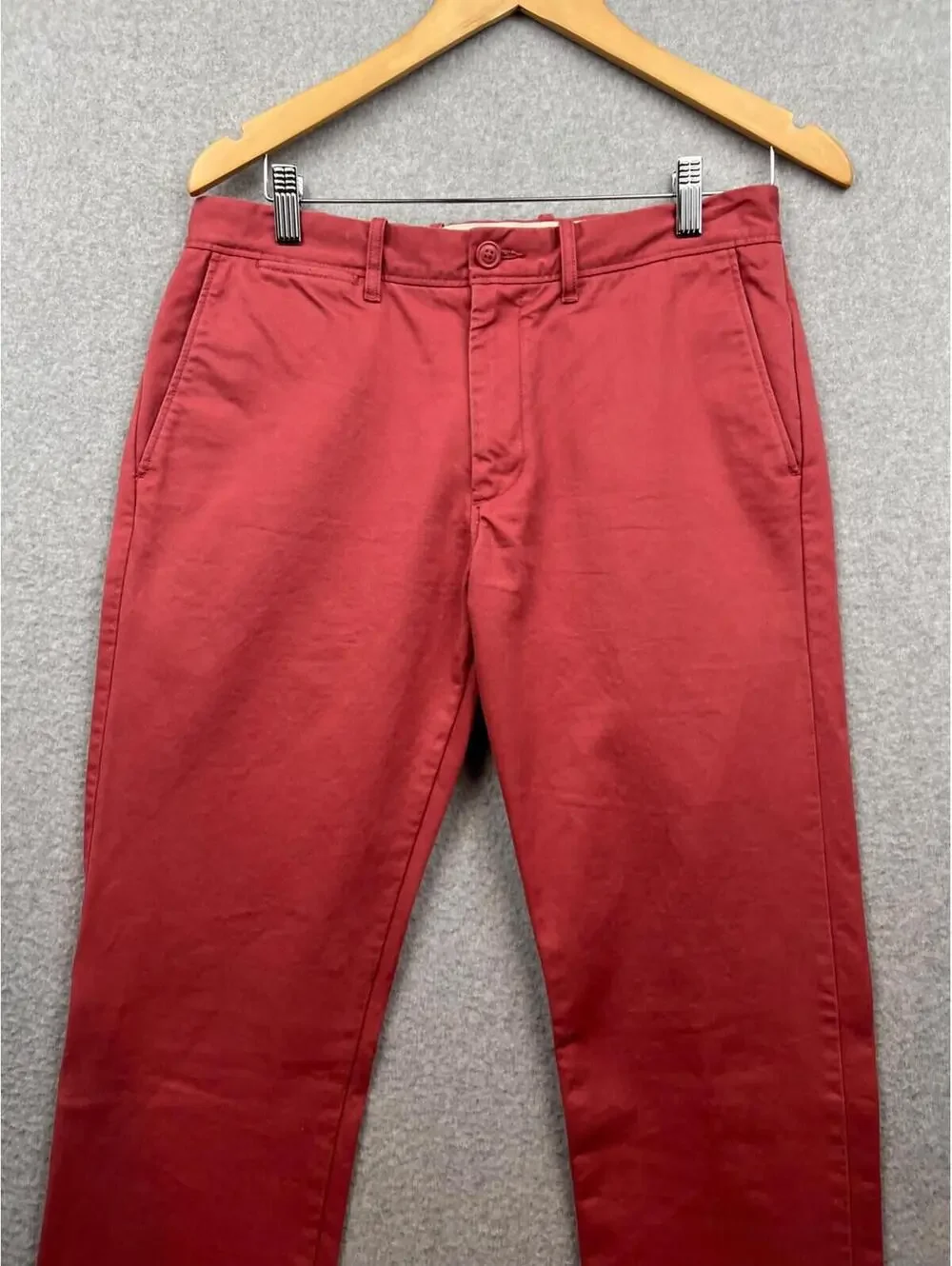 J Crew Chino Pants Mens 30 x 32 Coral Pink Classic Casual Summer Colorful